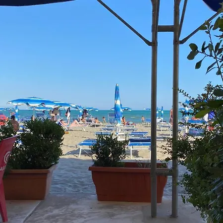 Caporotondo Villa